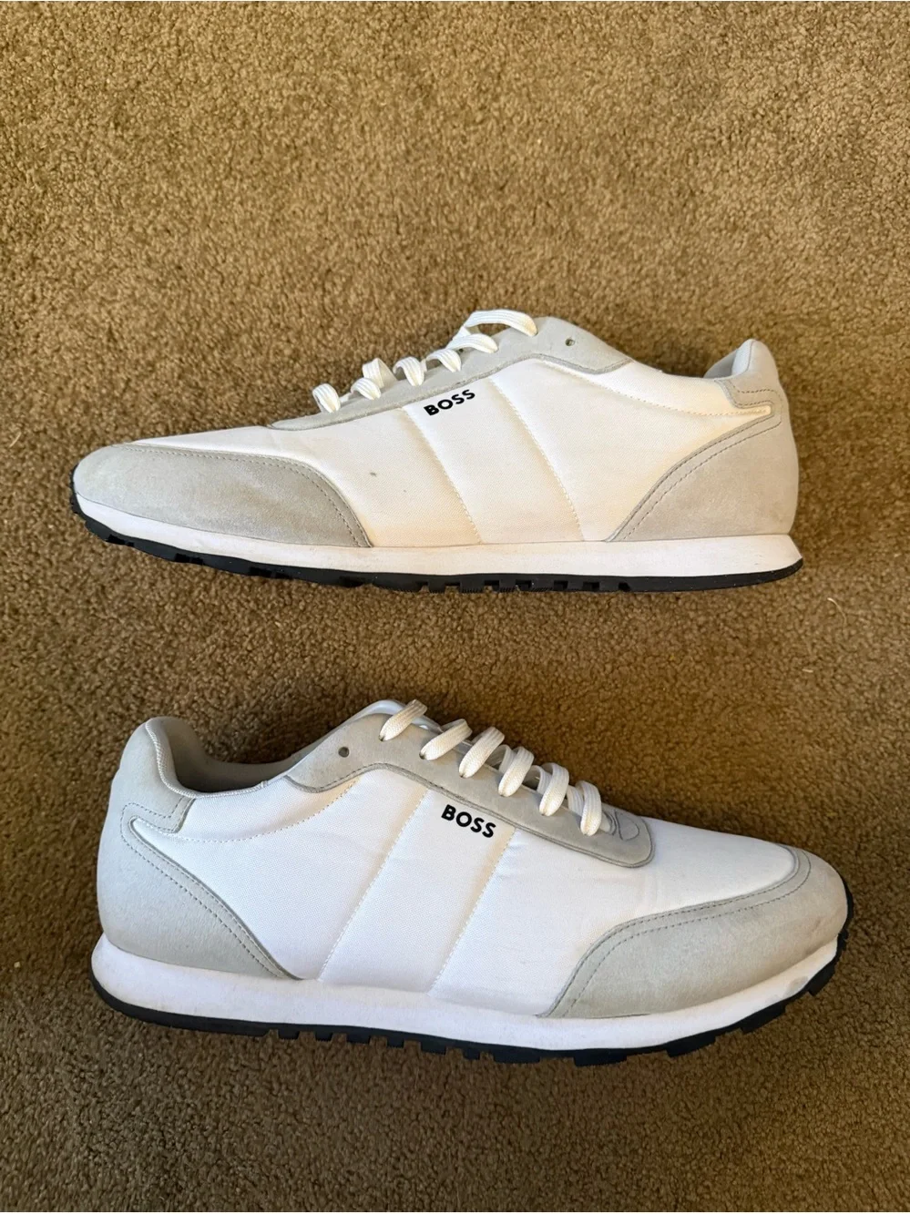 Boss• Parkour Runn in White, Grey